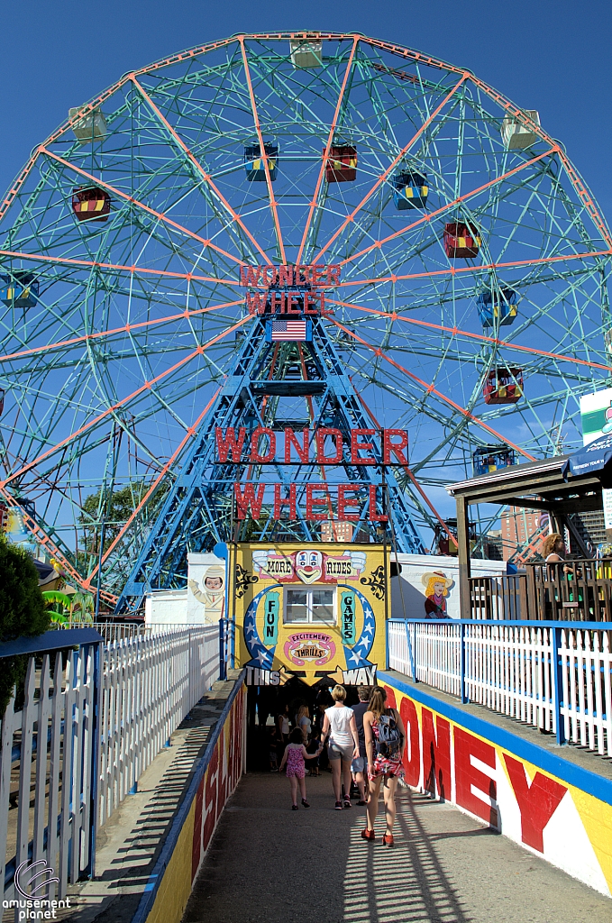 Wonder Wheel